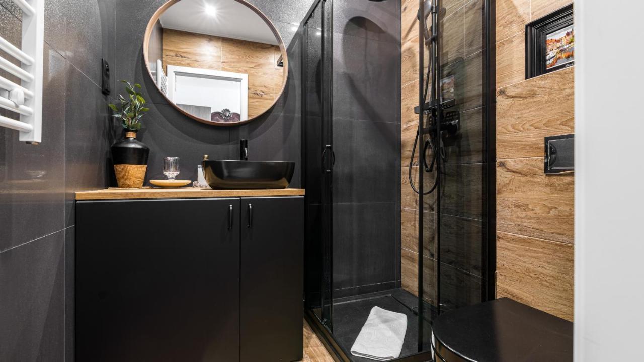 Apartment Comfy - Stare Z Ogrodem *