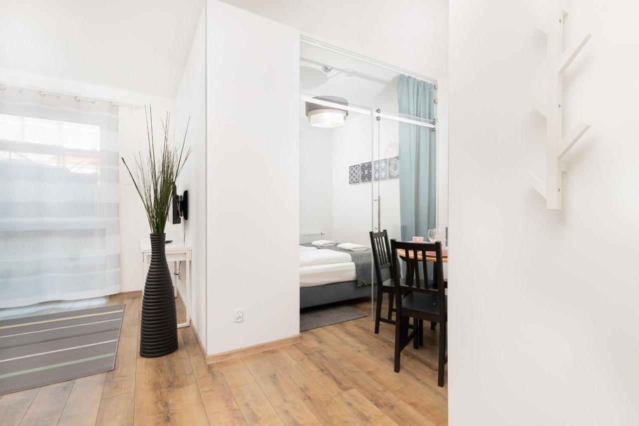 Obok Starego Miasta By Renters Apartment *