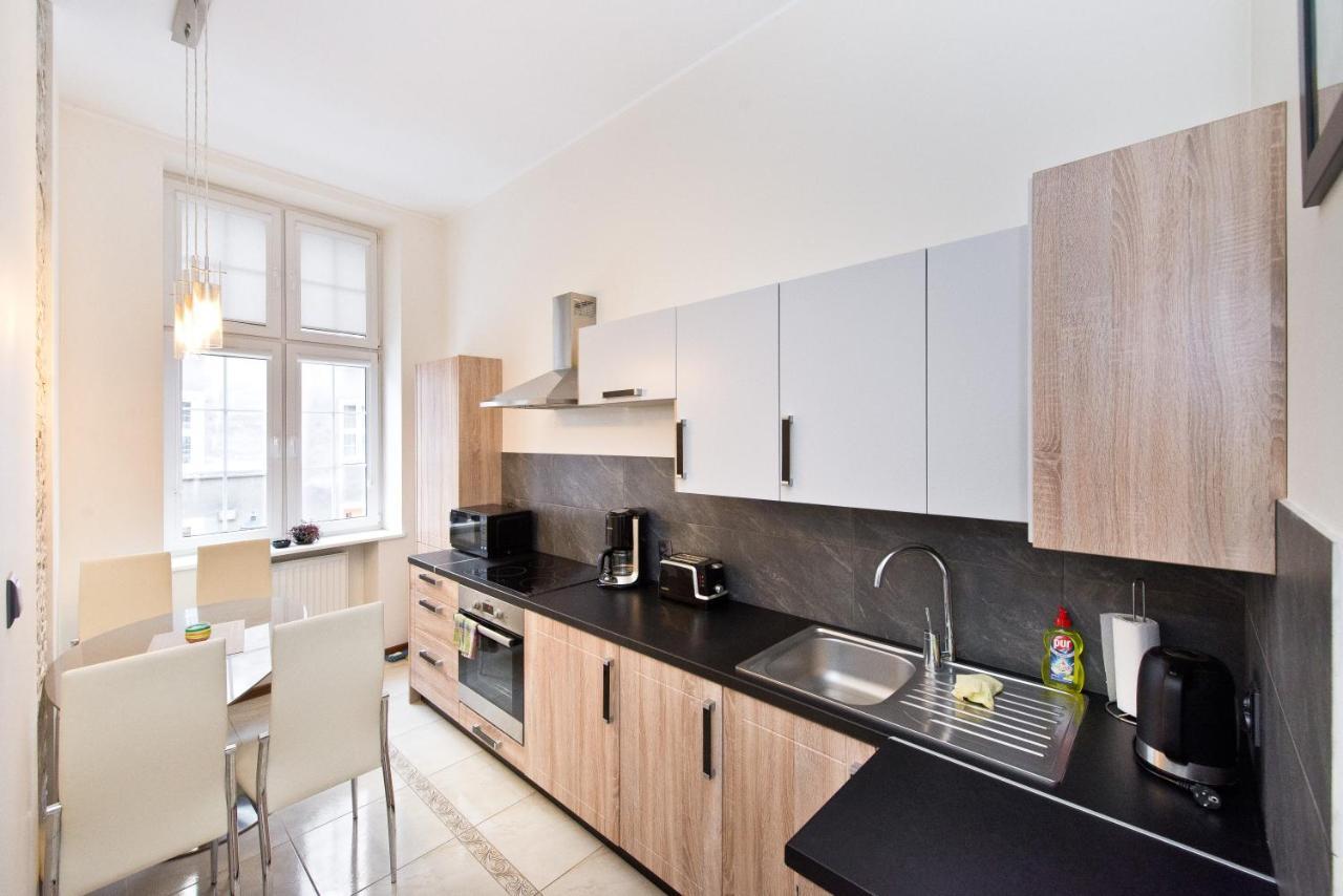 Gdanskie Apartamenty - Apartamenty Na Sw Ducha - Gdanskie Poddasza Z Jacuzzi I De Luxe Apartment *