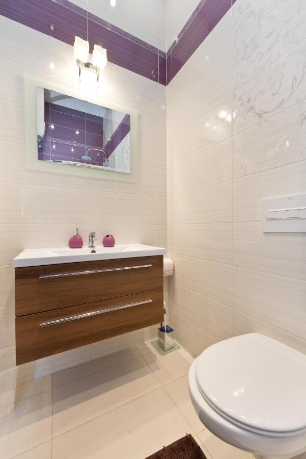 Apartment Gdanskie Apartamenty - Apartamenty Na Sw Ducha - Gdanskie Poddasza Z Jacuzzi I De Luxe Gdansk
