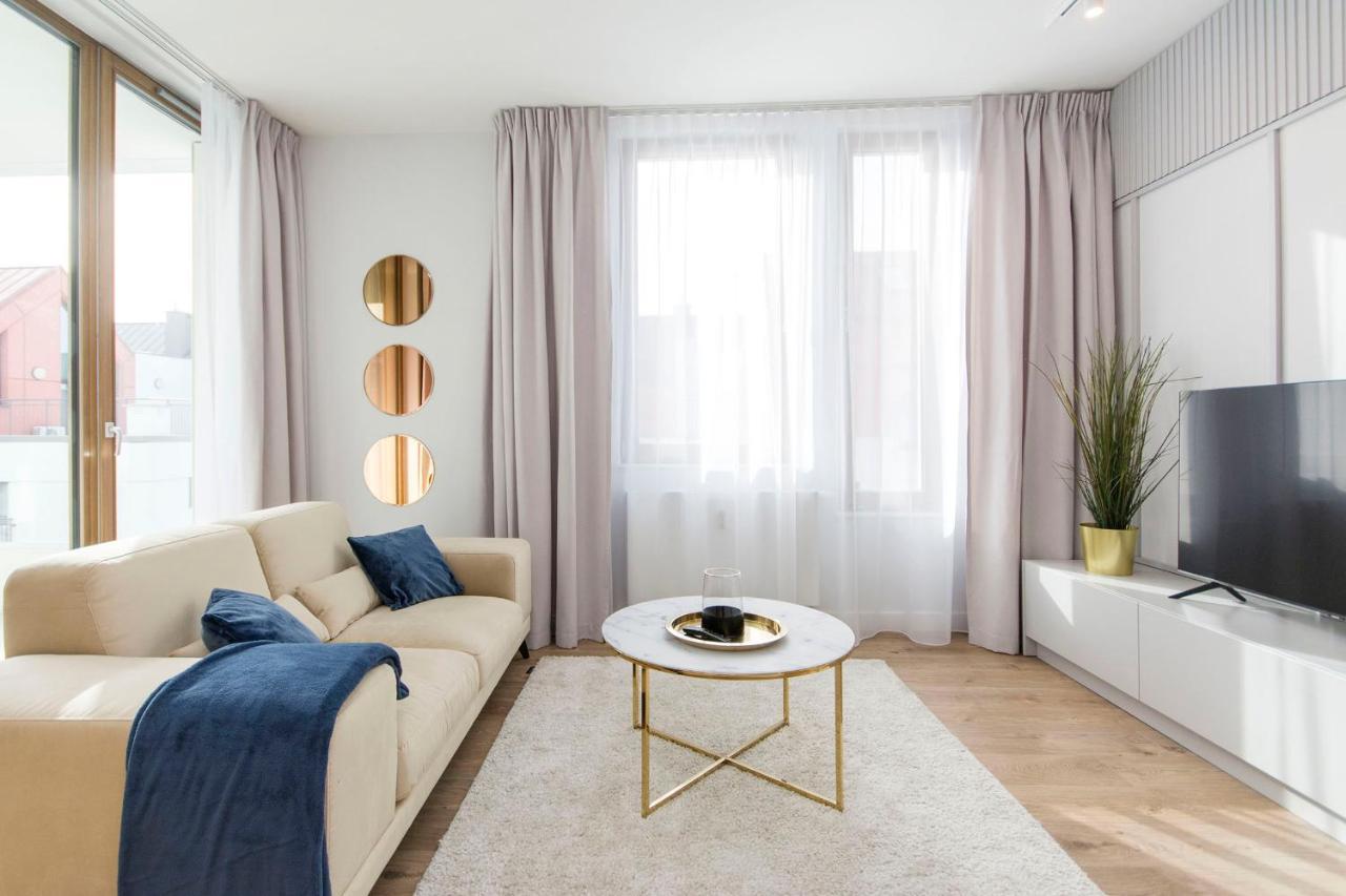 Apartment Gold Rentyear