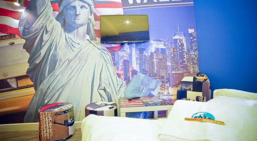 World - Old Town Hostel