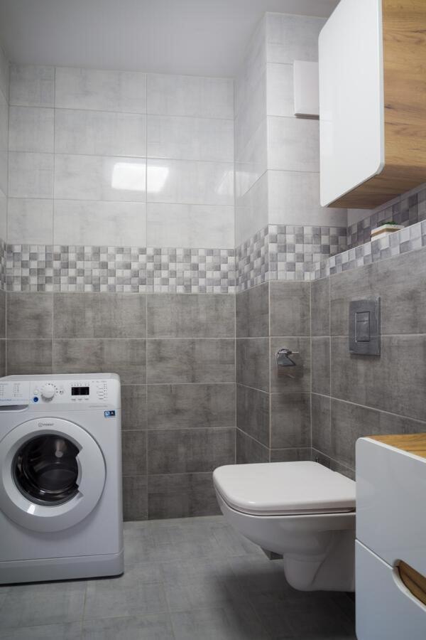 Pelican Apartment