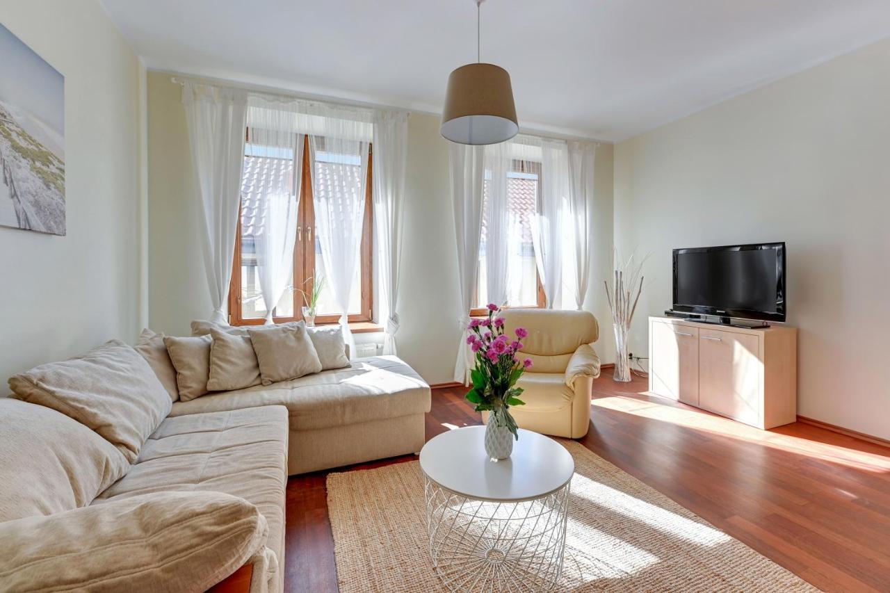 Nautilius - 50m To The Beach Apartament *