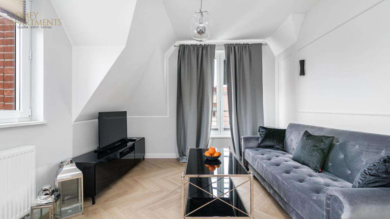 Comfy - Lux Old Town Apartment *