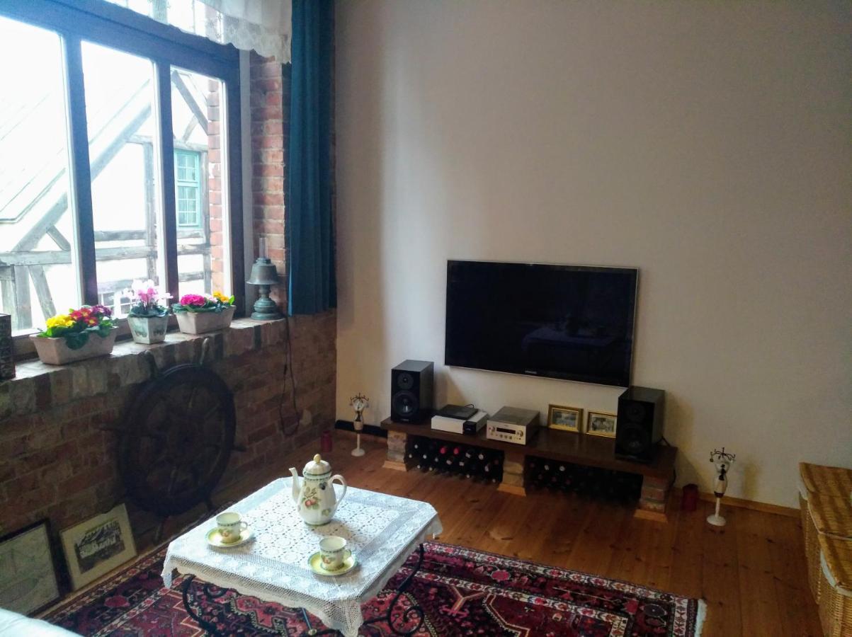 Apartament W Zabytkowej Kamienicy, Stare Miasto Lägenhet