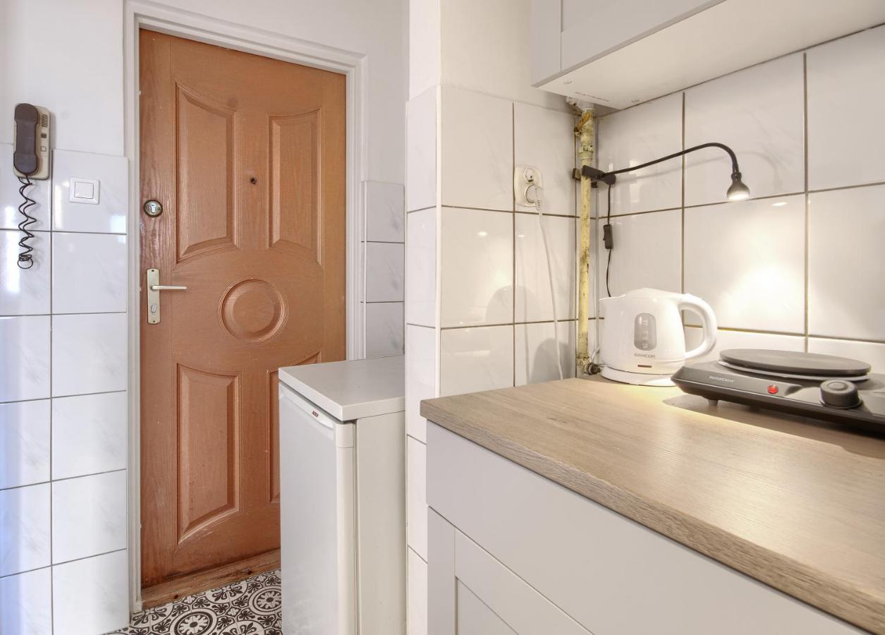 Studio Modesto - Acco Rent Apartment