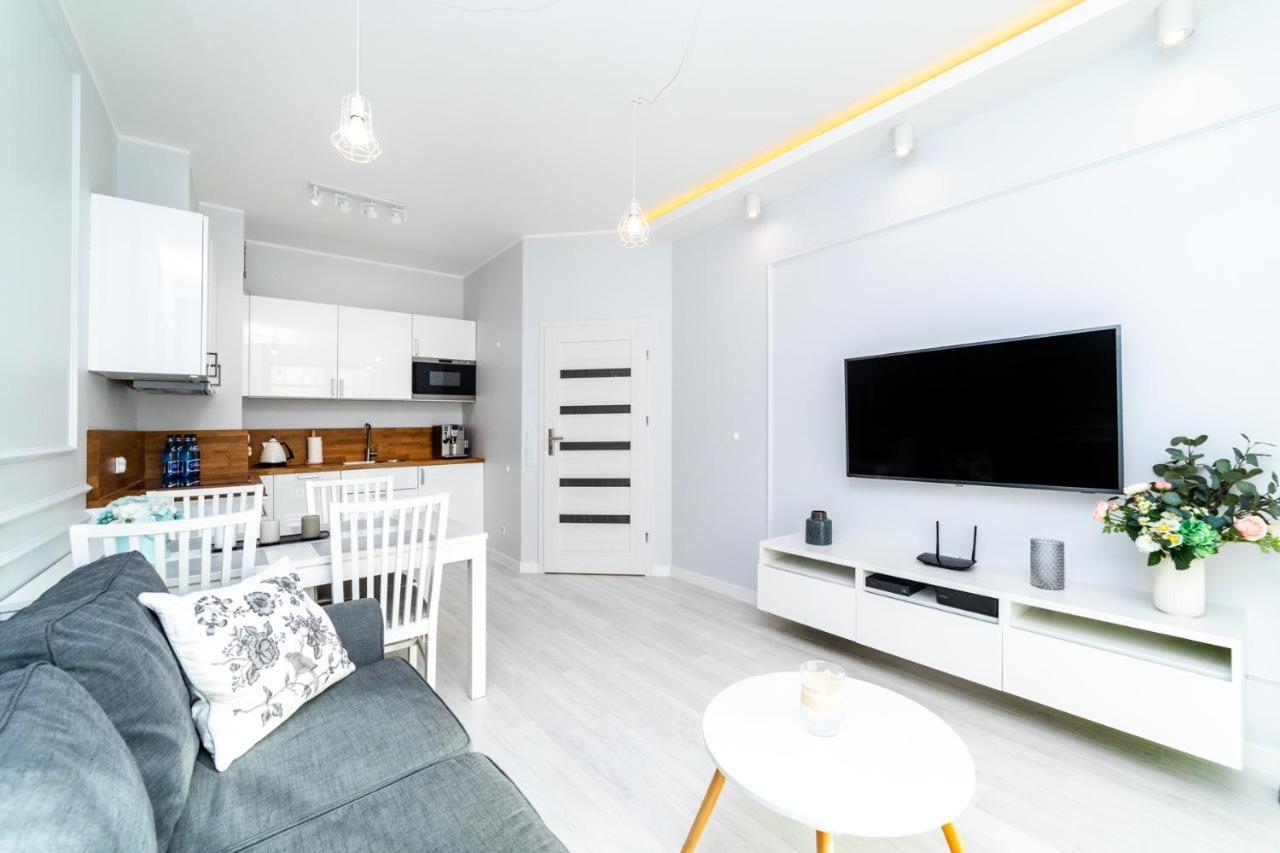 Apartment Bright - Neptun Park By Oneapartments Gdansk