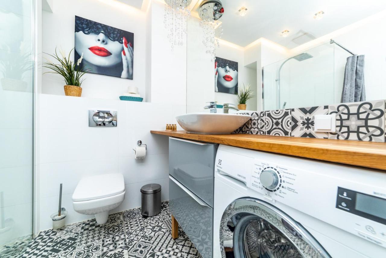 Apartment Bright - Neptun Park By Oneapartments