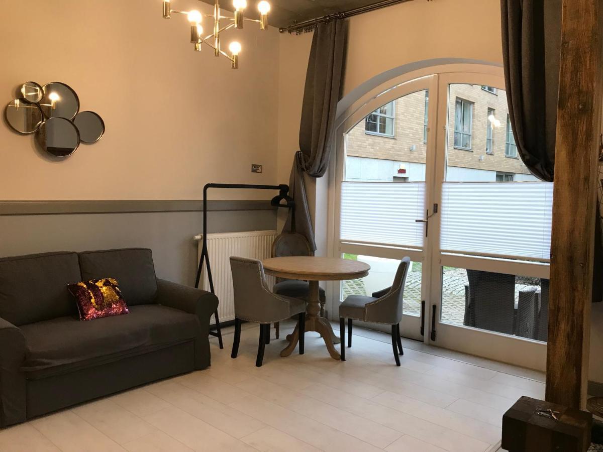 Apartament Old Town Patio 1 *