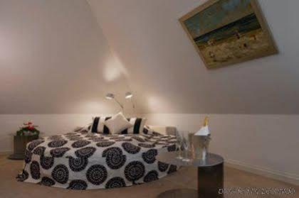 Oliwska Dolina Bed & Breakfast 5*