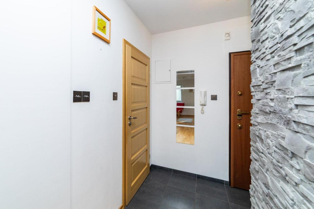 Grey By Oneapartments Apartment *