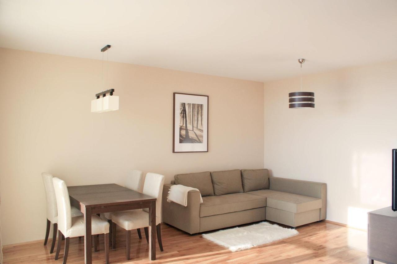 Bialy Zagiel - Apartament W Poblizu Molo W Brzeznie Apartamento *