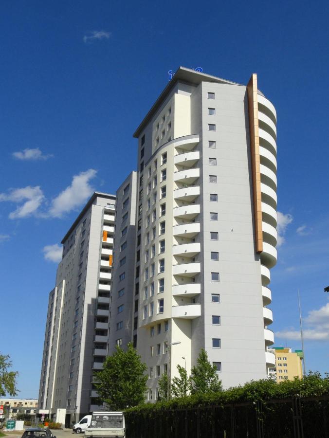 Bialy Zagiel - Apartament W Poblizu Molo W Brzeznie Apartamento