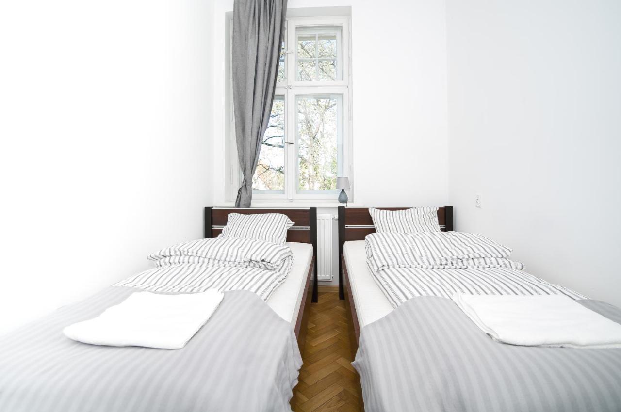 Hipokrates Hostel *