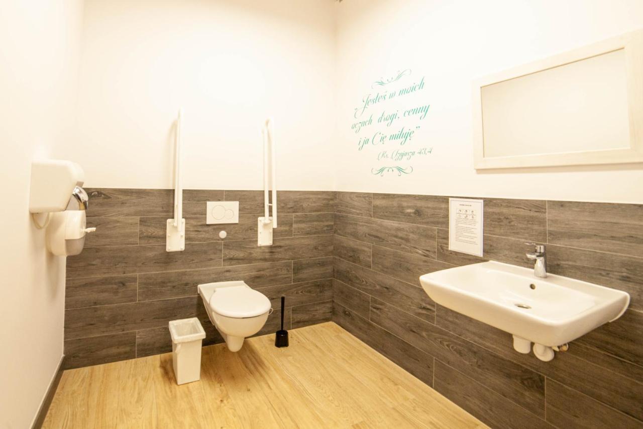 Montessori Hostel *
