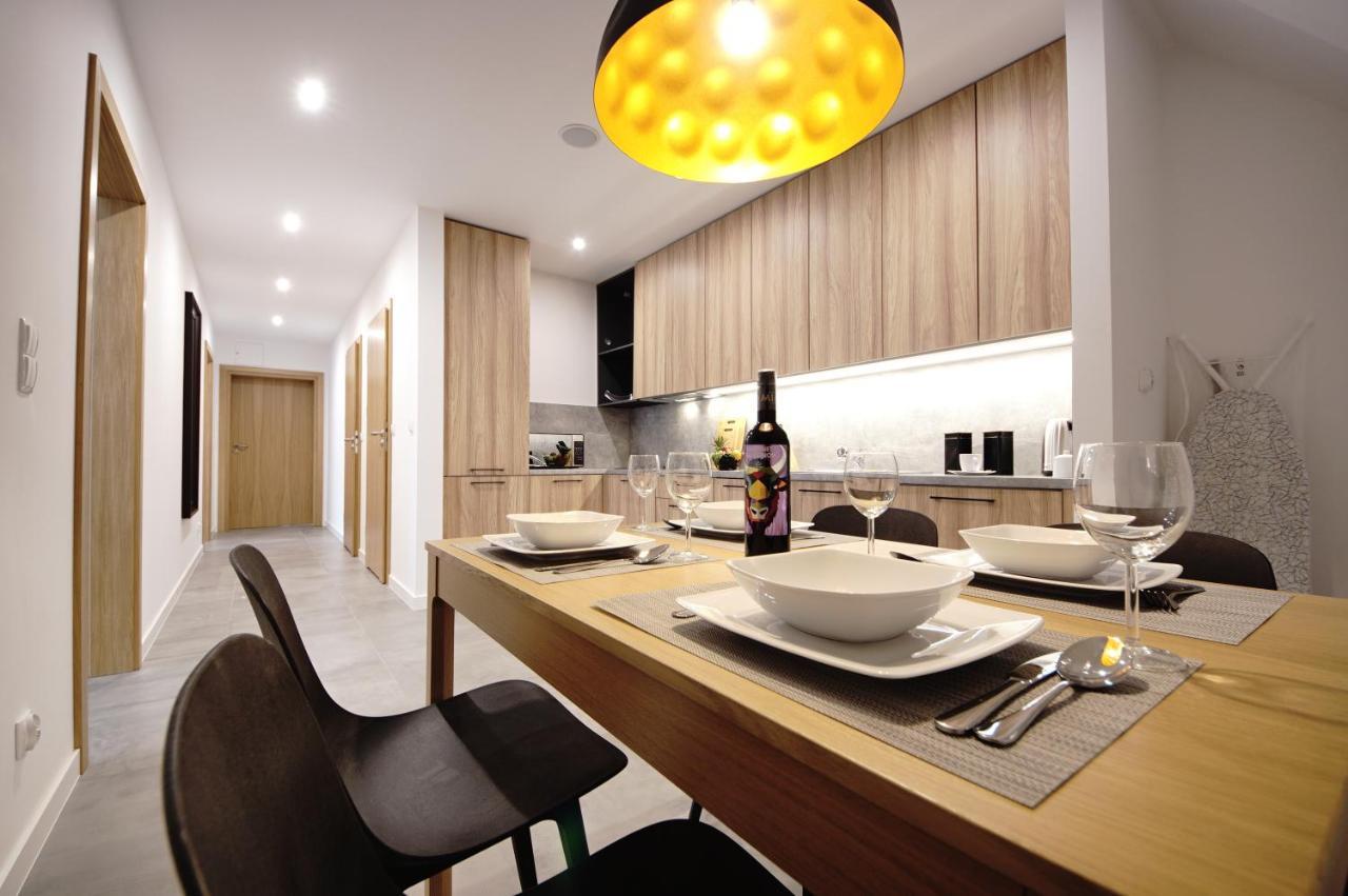 Bh Properties, Teatr Wybrzeze Srodmiescie