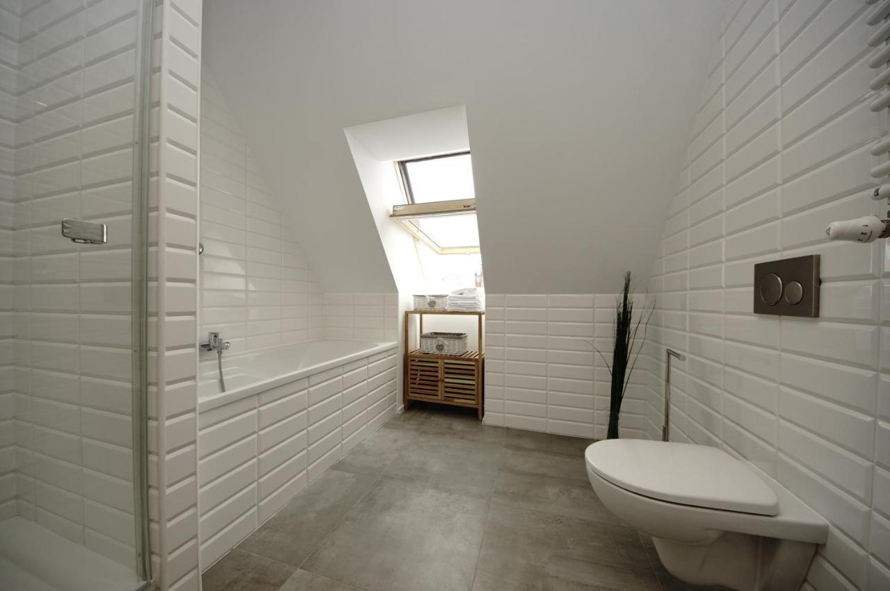 Bh Properties, Teatr Wybrzeze Srodmiescie