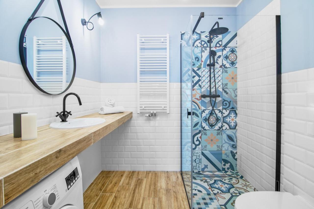 Provence Apartments,