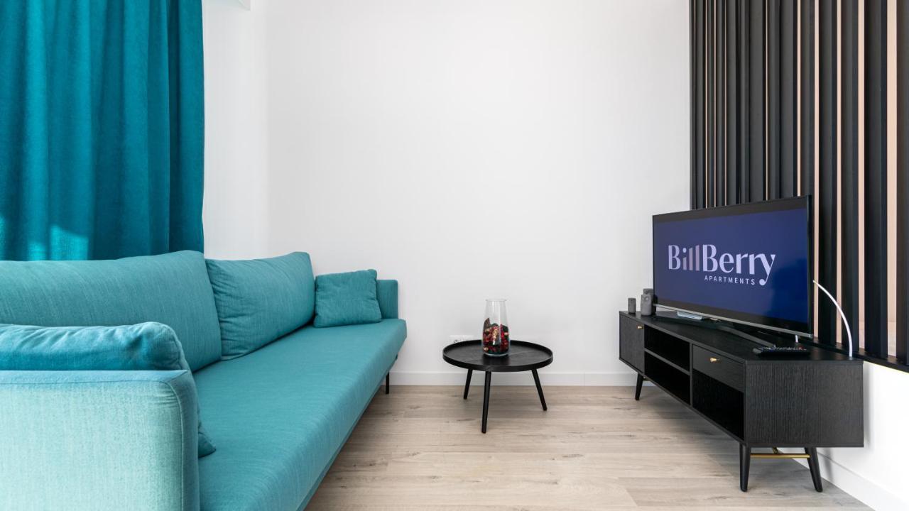 17th Floor Sea View - Billberry Apartamento