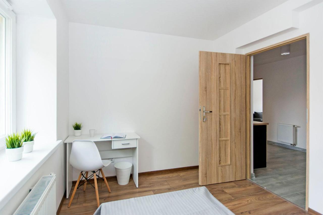 Guest house White Rooms Rentyear Apartments Gdansk