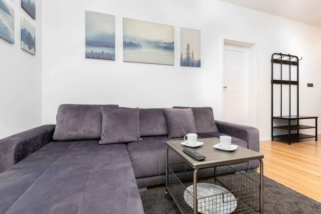 Chlebnicka In Old Town By Renters Lägenhet *