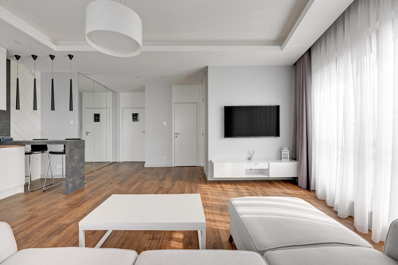 Downtown River View Apartment Gdansk