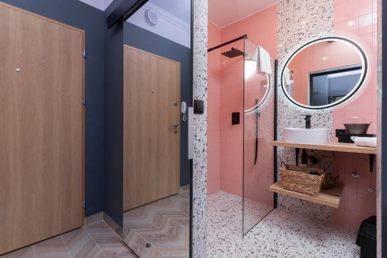 Old Town Walowa By Renters Gdansk