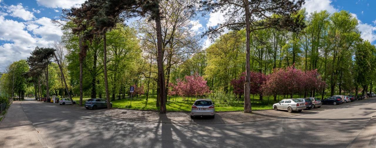 Huoneisto Apartament Bema 10 *