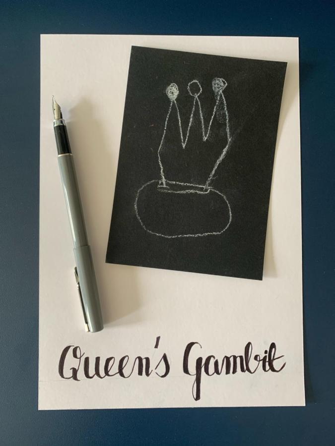 Apartment Queen's Gambit By Blue Mandarin *