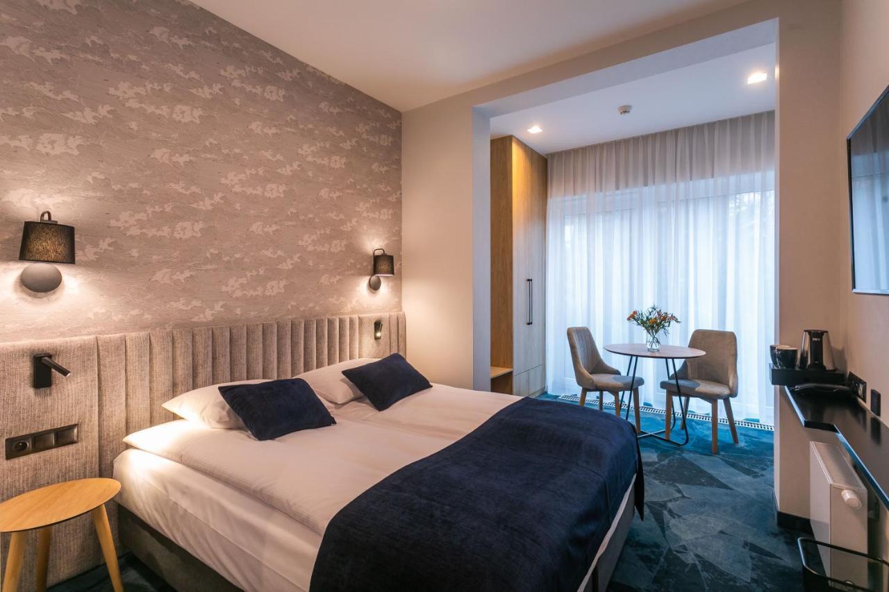 Vesper House Hotel 2*