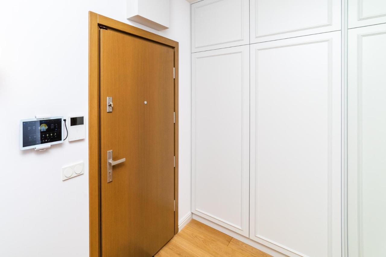 White Deluxe With Terrace By Oneapartments Apartamento Gdańsk