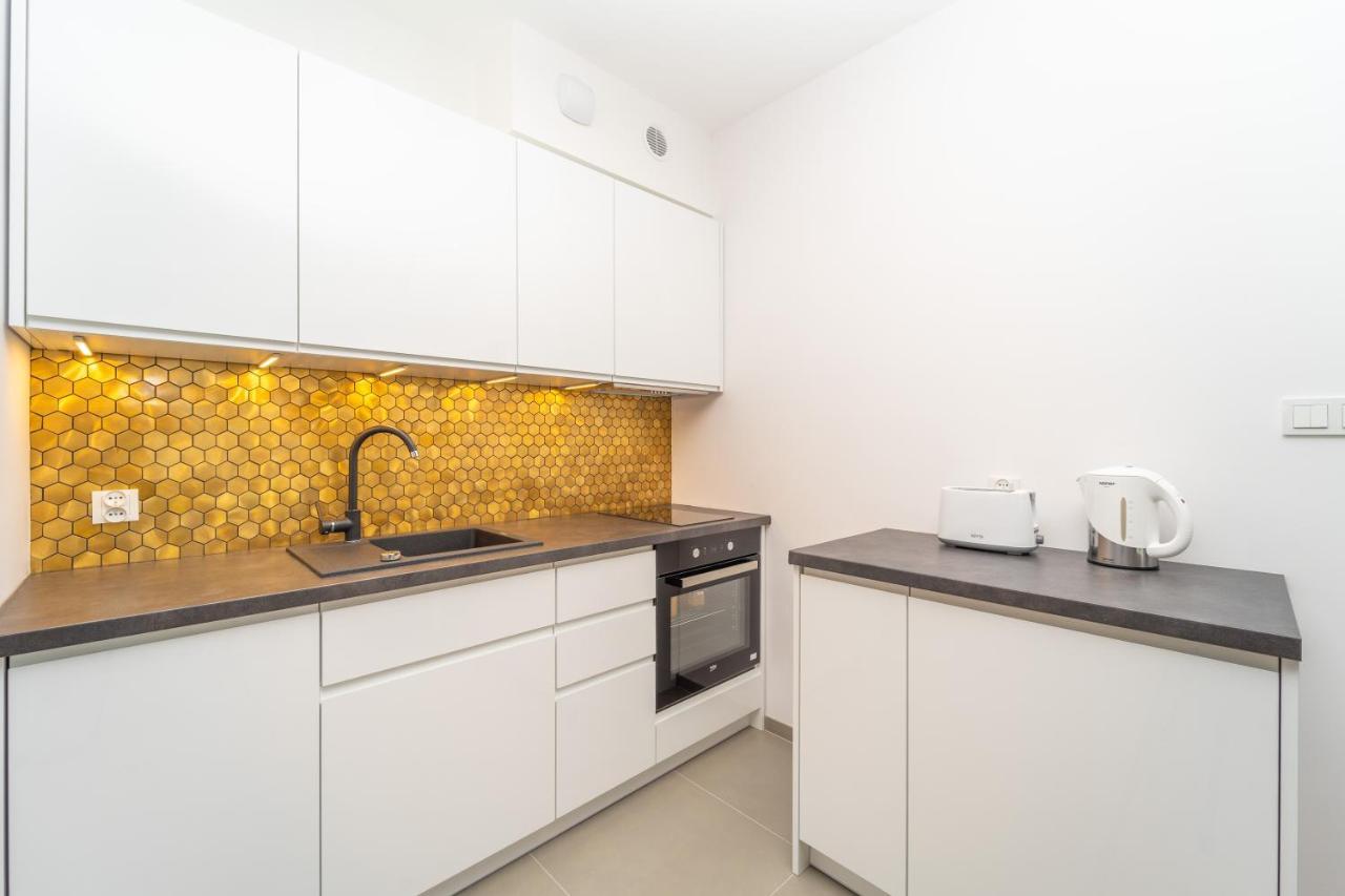 8th Floor Mk Apartment