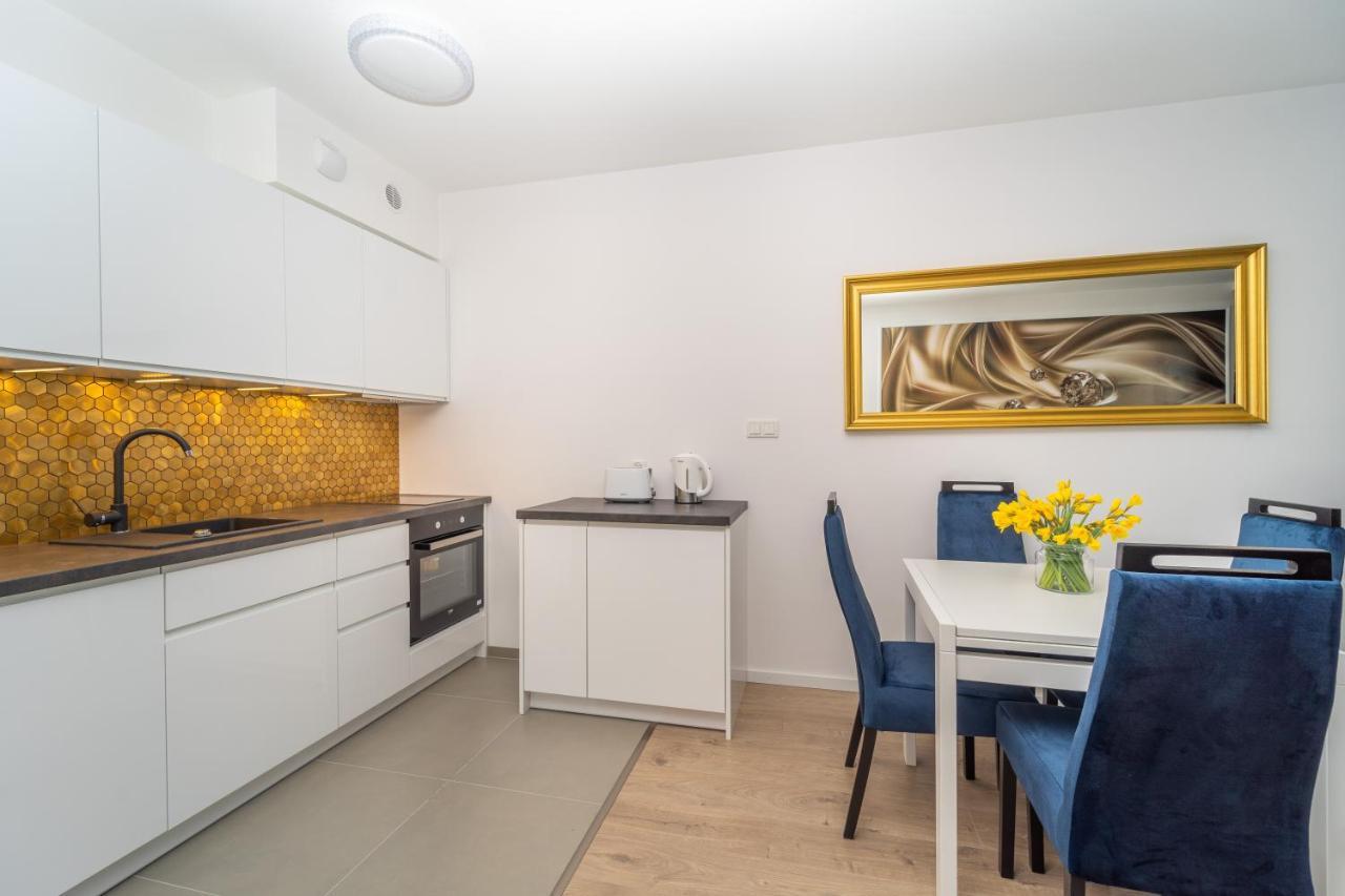 Apartment 8th Floor Mk *