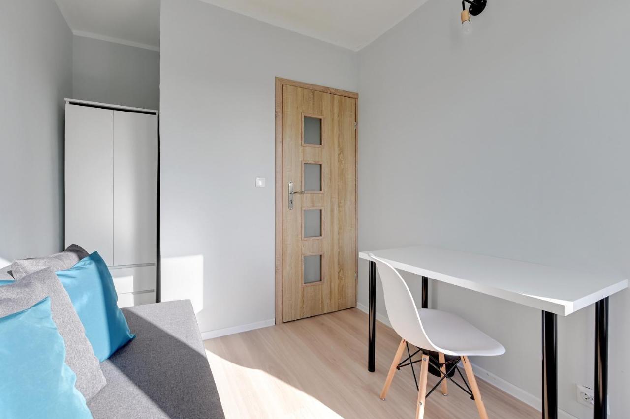 Zaspa - Near To Sea And Public Transport Guesthouset