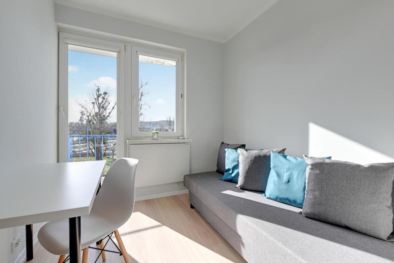 Guesthouset Zaspa - Near To Sea And Public Transport *