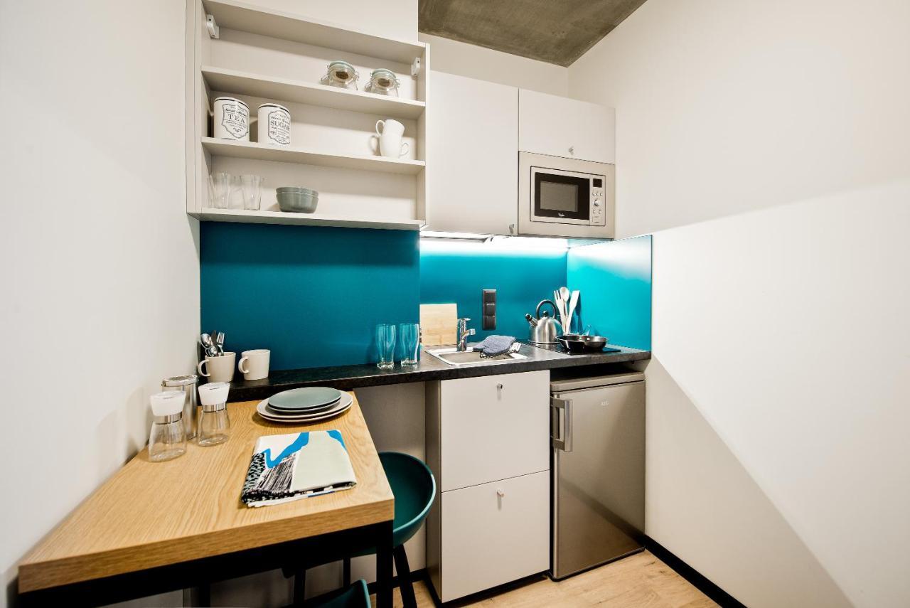 Hostel Milestone Center *