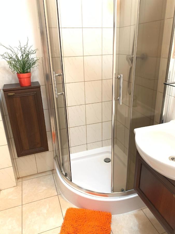 Apartment Goma Rent Kolobrzeska 3 Pokojowe Blisko Morza