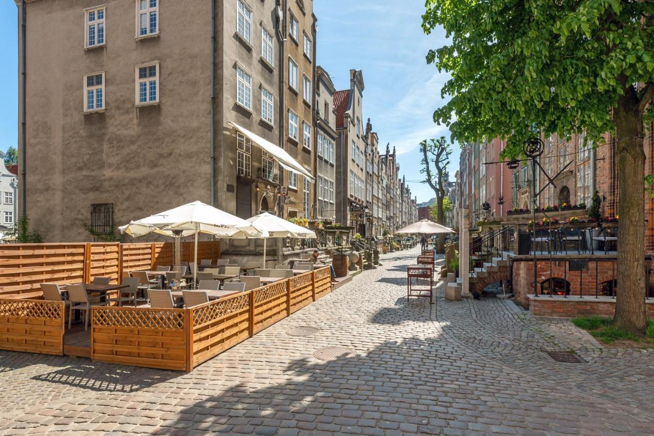 Wave - Mariacka Old Town Danzig