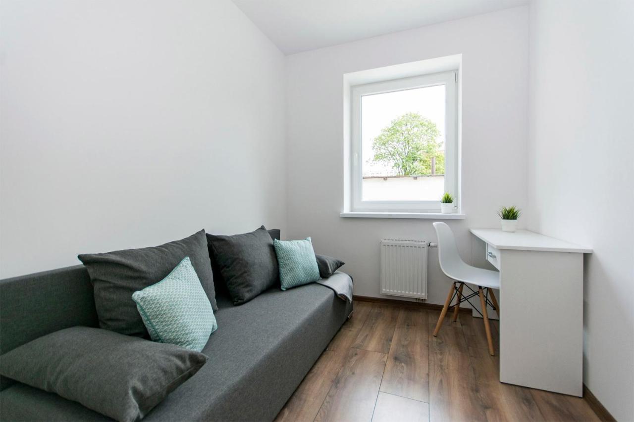 White Rooms Rentyear Apartments Guest house *
