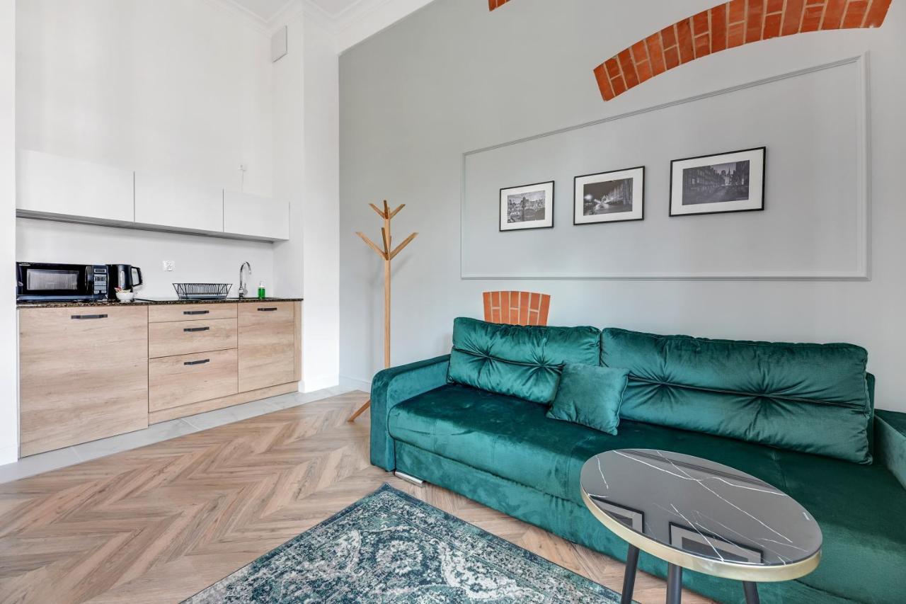 Dom & House - Waterlane Vintage Apartment