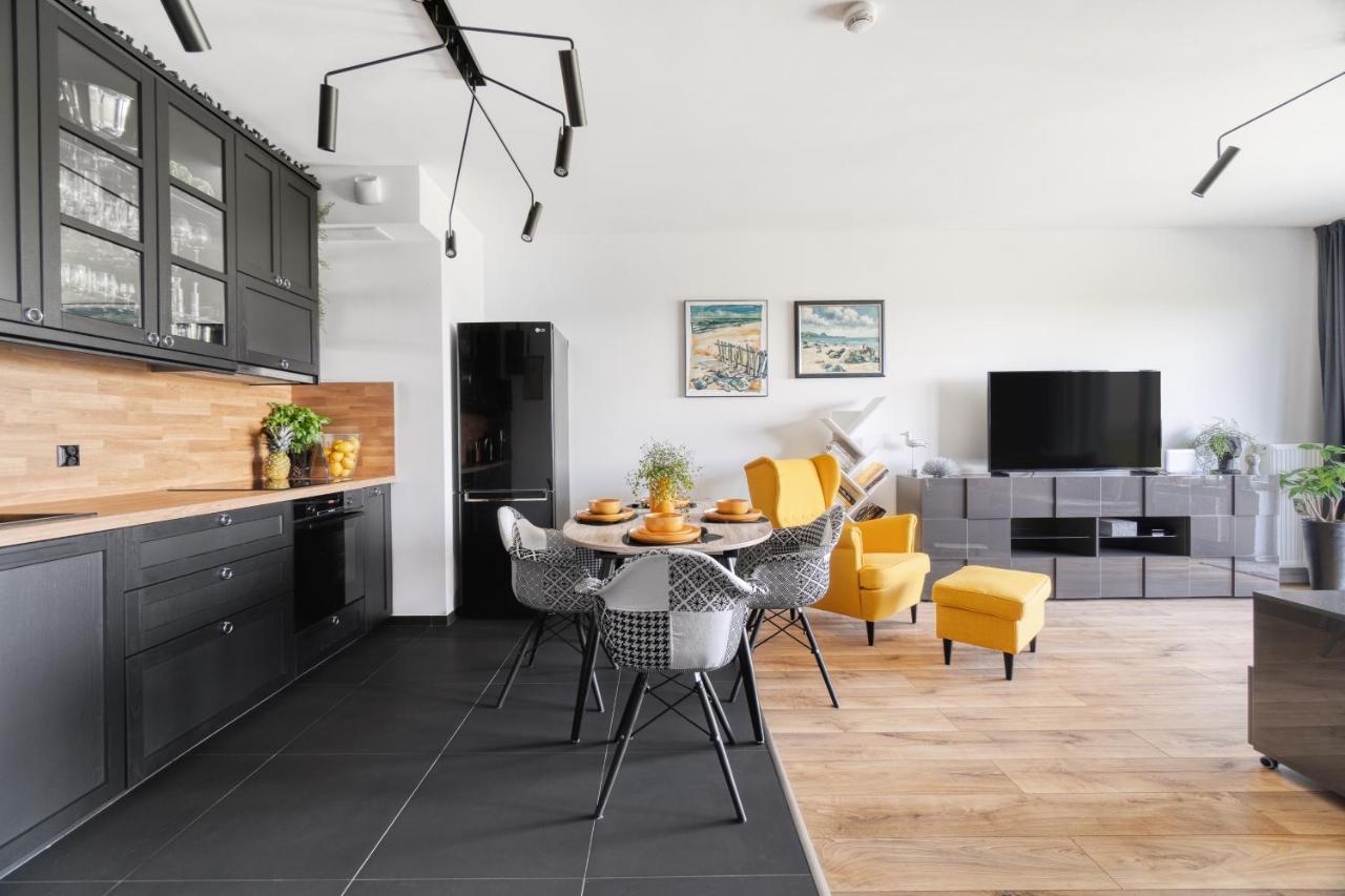 Baltica Towers Modern White&black Aparthotel Gdansk