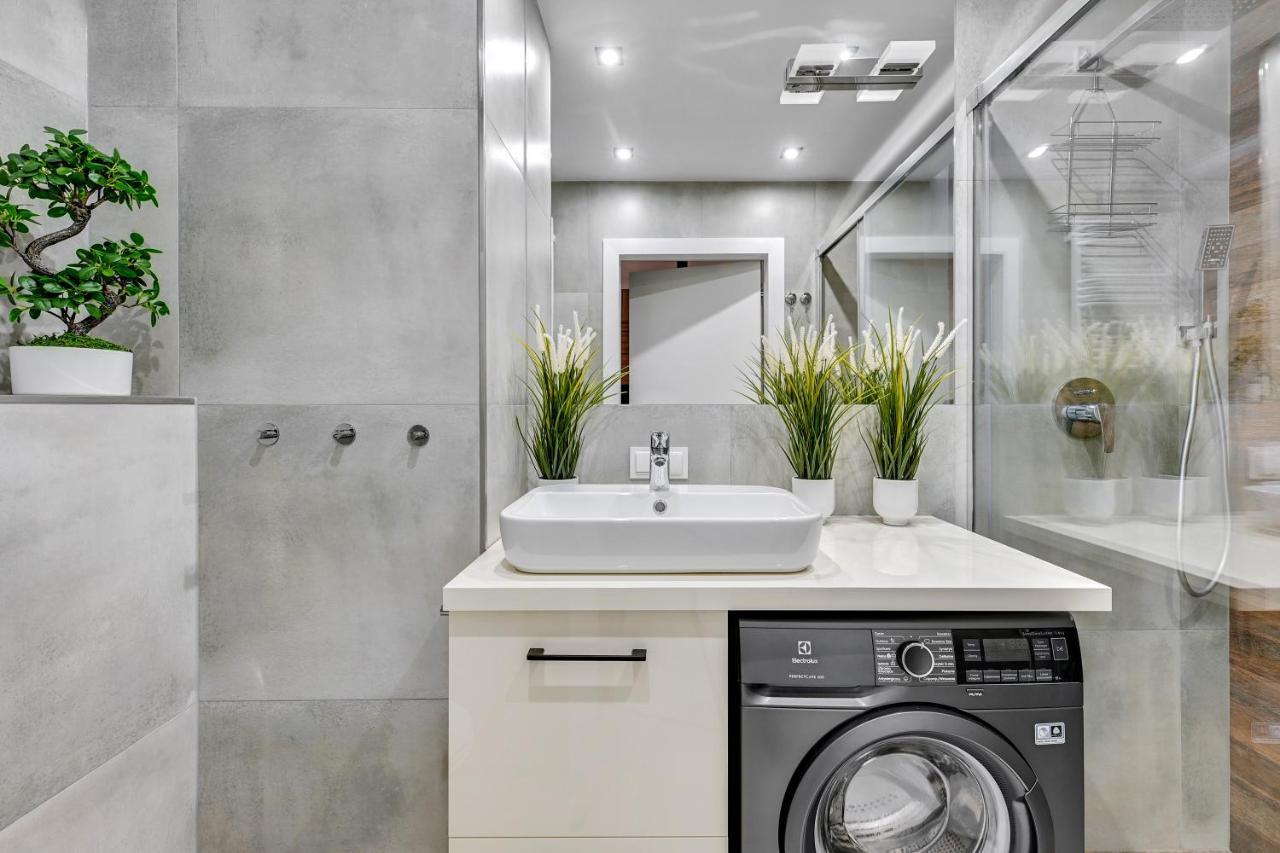 Apartment Dom & House - Waterlane Island