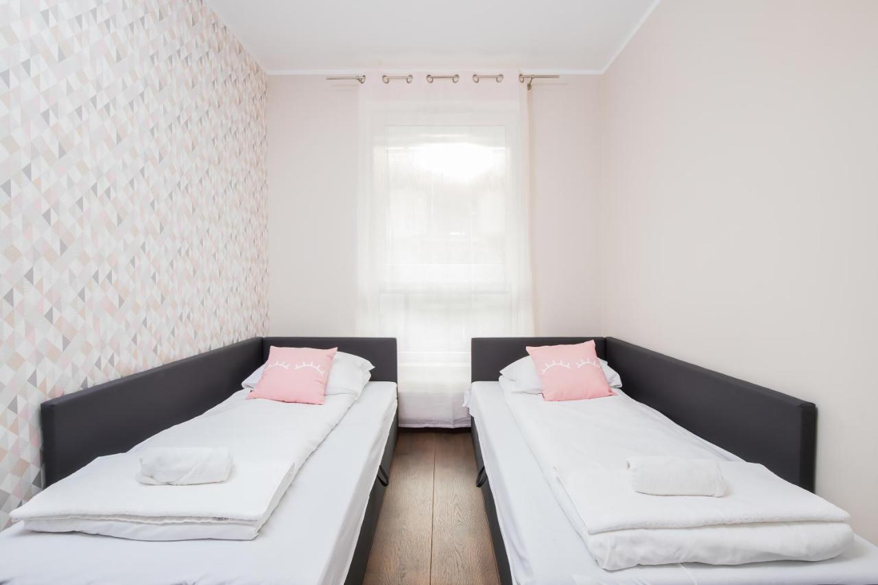 Two-bedroom Old Town Walowa By Renters Gdańsk
