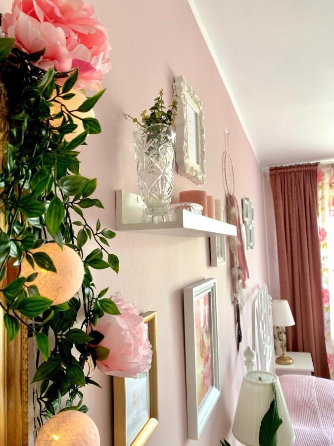 Stella's Mansion Pokoje 5 Minut Od Plazy Privatunterkunft *