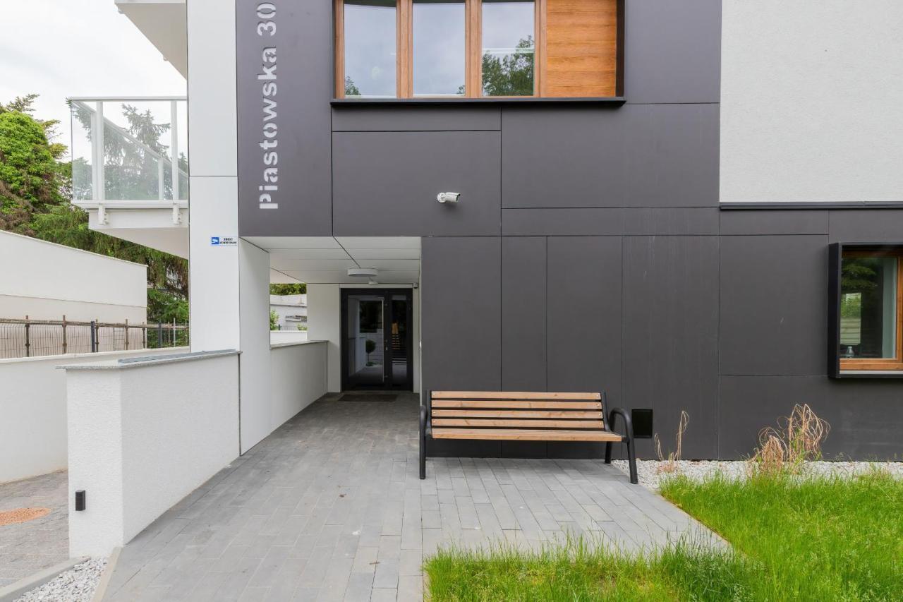 Piastowska 30, Garden, Free Parking By Renters Prestige Apartment