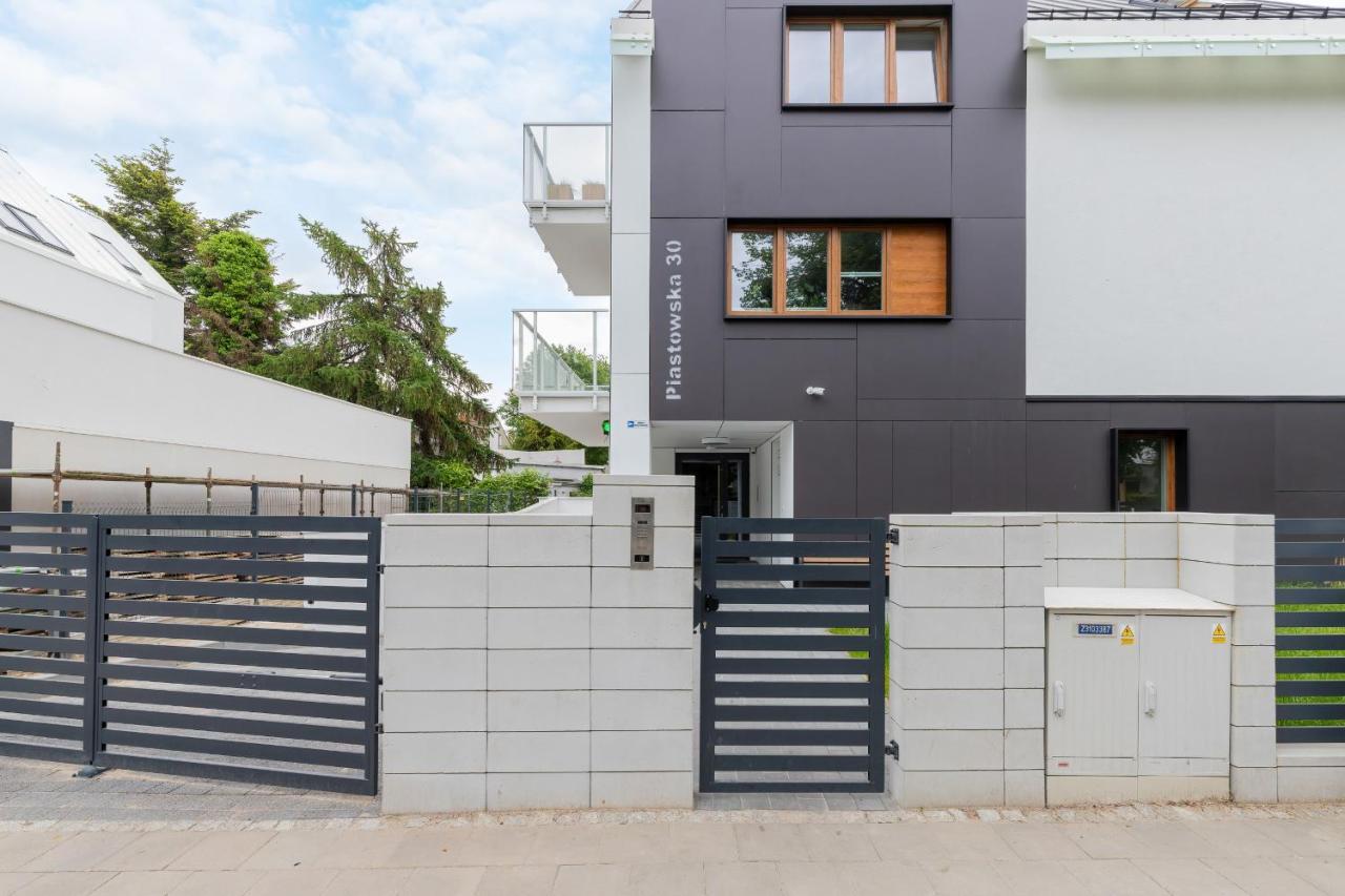 Piastowska 30, Garden, Free Parking By Renters Prestige Apartment