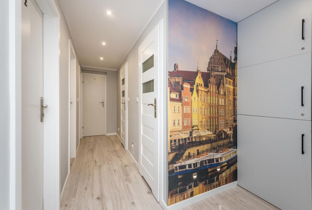 Apartment River-room