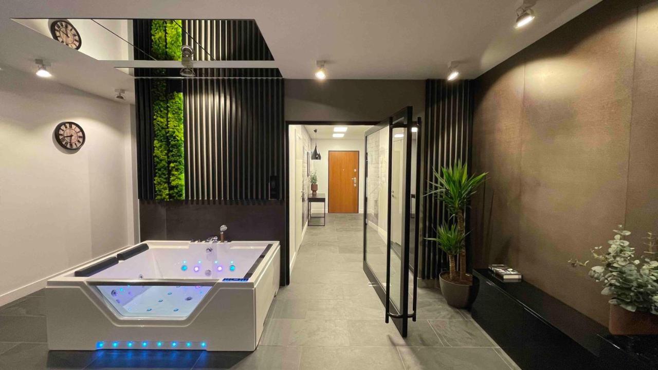 Apartment Magspace River View Jacuzzi