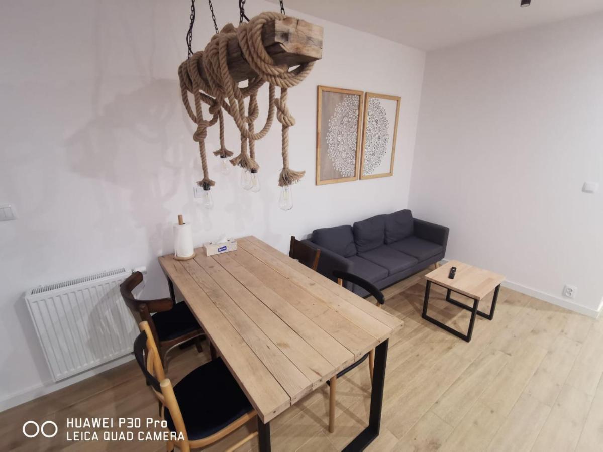 Komfortowe Pokoje W Gdansku W Poblizu Jeziora I Lasu Guest house Gdansk